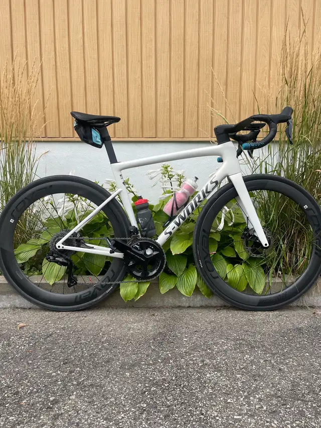 vélo d route Specialized Tarmac S-Works 56 cm 12 V Dura ace DI2 - Photo 2