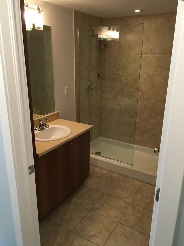 Condo 4 1/2 à louer - Photo 3