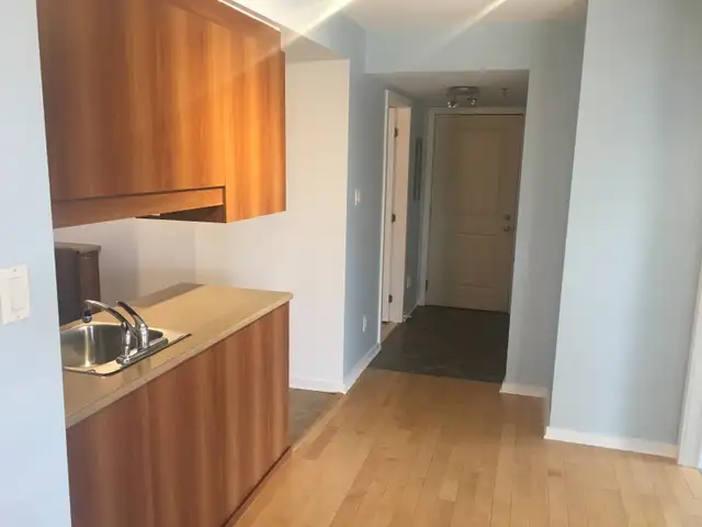 Condo 4 1/2 à louer - Photo 4