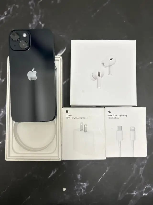 iPhone 14 128gb 79% battery Airpods/Adapter/Delivery
