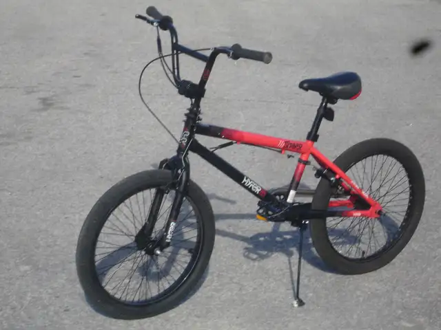 OUTGROWN NOW BOY'S 20' HYPER SPINNER PRO MODEL STUNT BMX BIKE!