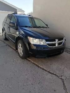 2009 Dodge Journey SXT 7 passenger with trailer hitch