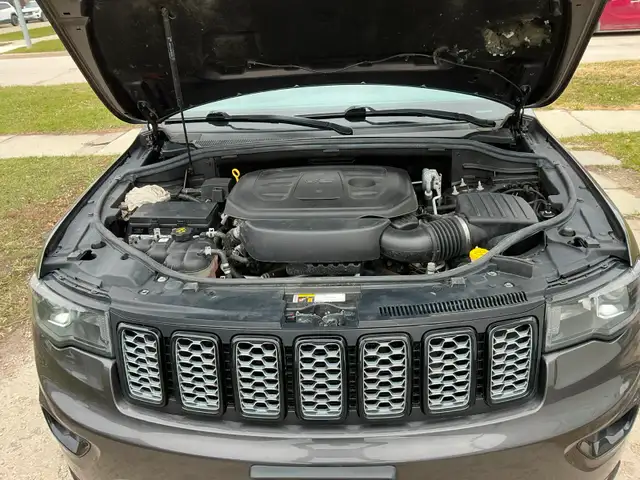 (On Hold) 2019 Jeep Grand Cherokee Altitude - Photo 9
