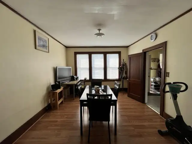 2 stories 4 bed House for Rent, 69 Shepherd E, Windsor