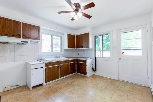 2 bdrm apartment in Sud-Ouest Mtl / Appartement 4 ½ Ville-Émard - Photo 7