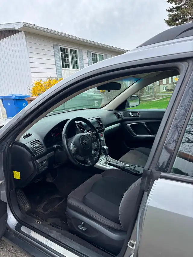 Subaru outback 2008 a vendre 3500$neg - Photo 5