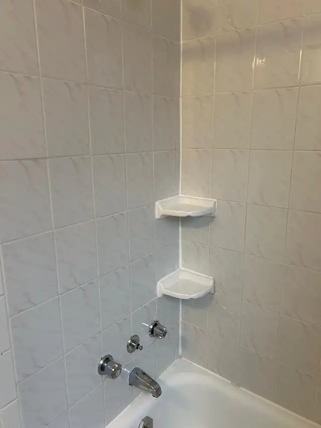 McMaster University Single Room Available For Rent - Photo 16