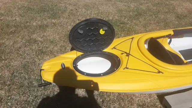 Kayak For Sale - Photo 3