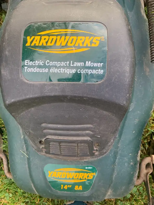 Lawnmower - Photo 3