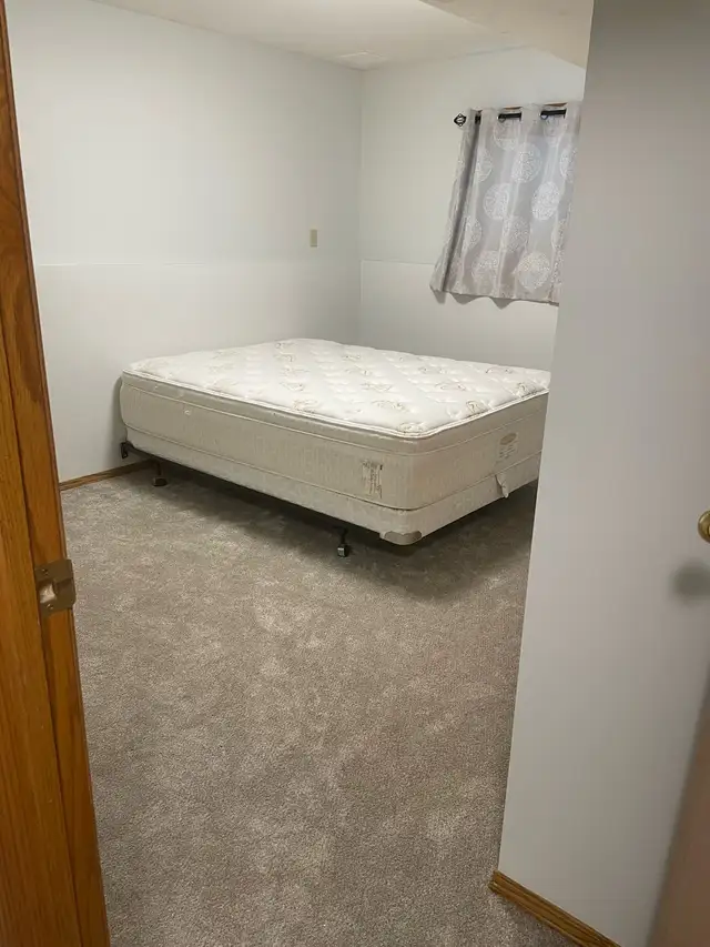 Two Bedroom Basement Suite For Rent - Photo 6