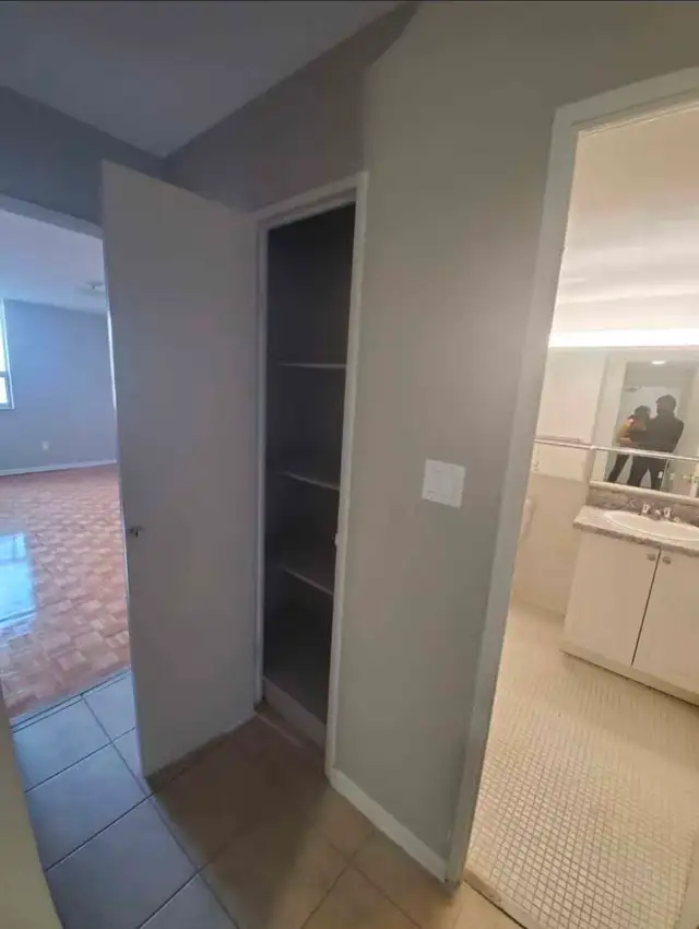 1 Private Bedroom - Photo 7