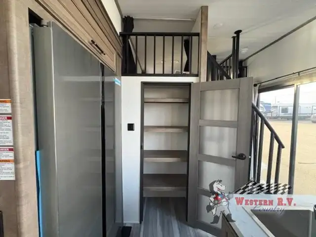 2025 Keystone RV Residence 401HBDL - Photo 21
