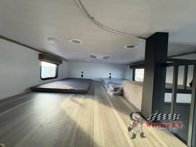 2025 Keystone RV Residence 401HBDL - Photo 23