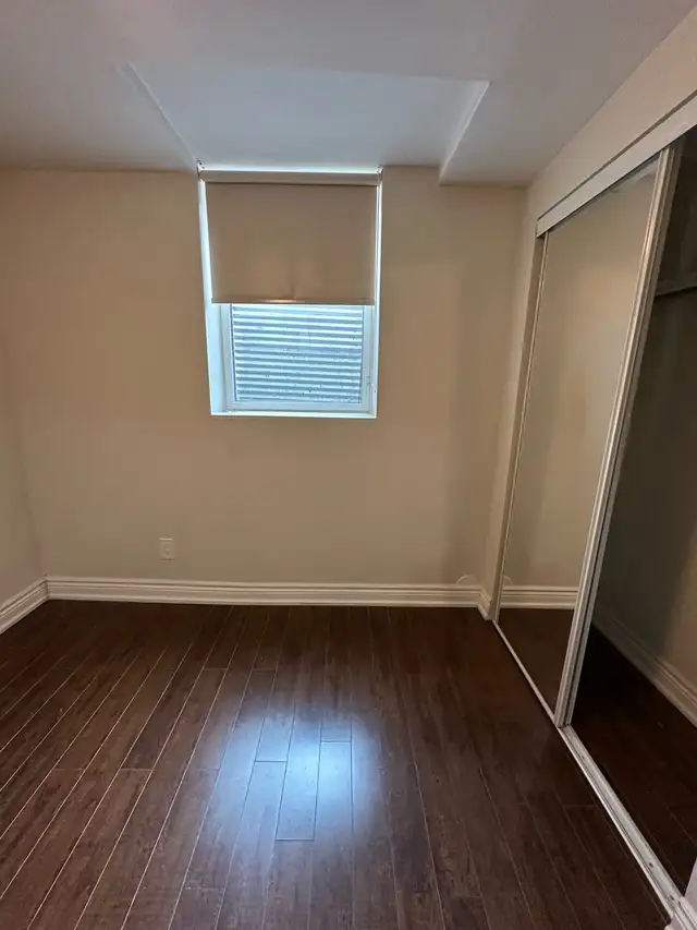 One Bedroom Legal Basement Rent Brampton - Photo 7