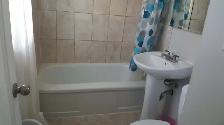Available Now, House Crescentwood Winnipeg, 3 Bedrooms 1 Bathroo