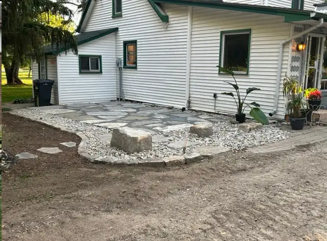 Landscaping/ Excavation Company Hiring - Photo 3