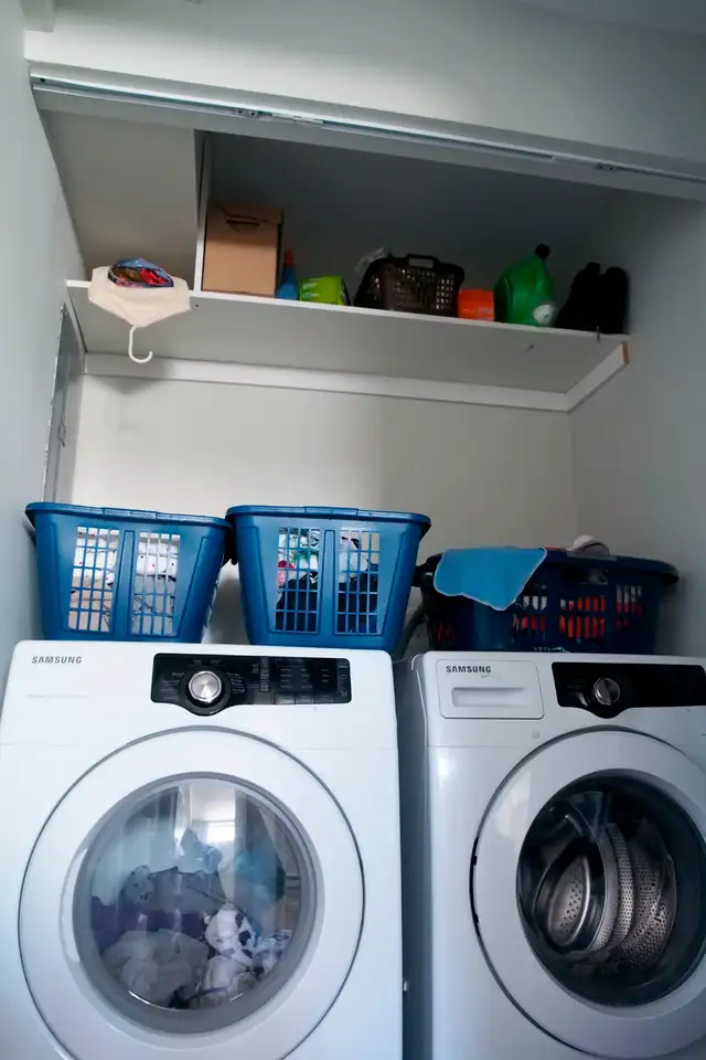 4 1/2 style CONDO à Ahuntsic, INSONORISÉ, ENSOLEILLÉ, 1er juil - Photo 9