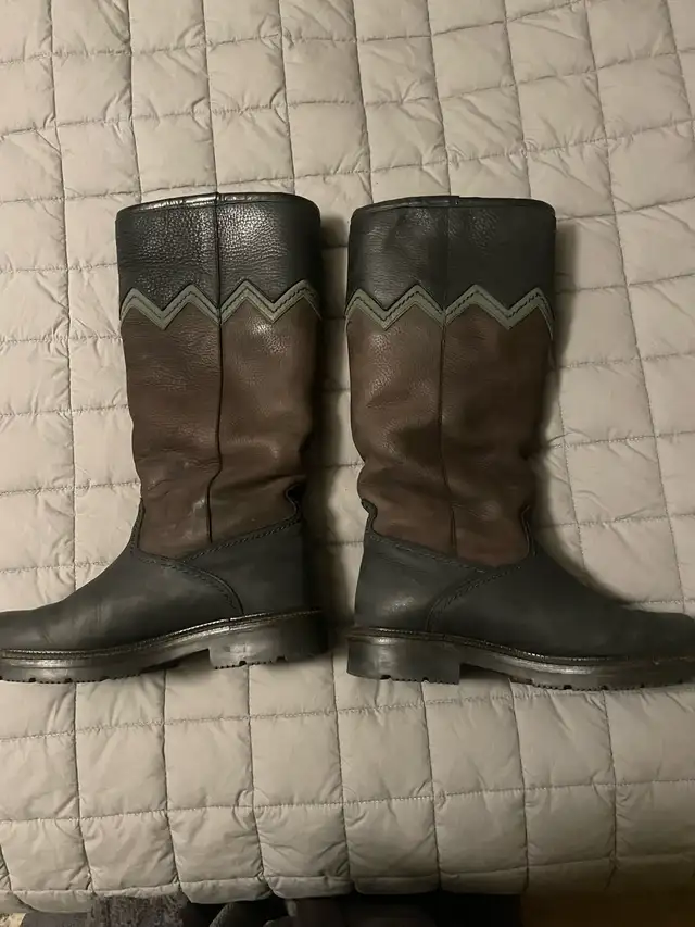 Anfibio Boots - Photo 2