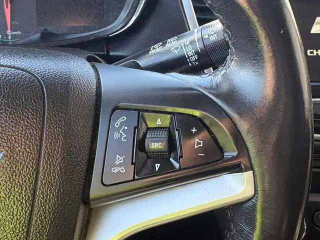 2019 CHEVROLET TRAX LT - VOCAL ASSIST - AWD - BACK-UP CAMERA - Photo 13