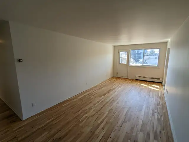 Lachine - 900 à 1075$-Studio/1Chambre - Chauffage eau chaude inc - Photo 3