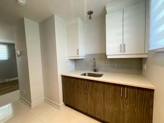 Neuf- Appartement au sous-sol à louer 3 1/2 - 4 electros inclus - Photo 4