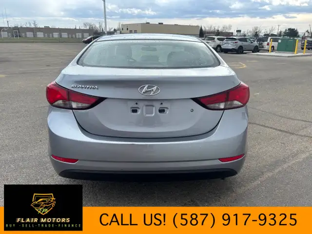 2016 Hyundai Elantra - Photo 5