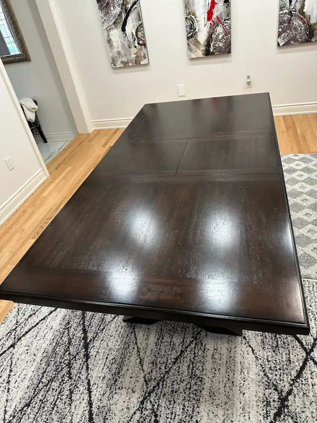 dinning table - Photo 2