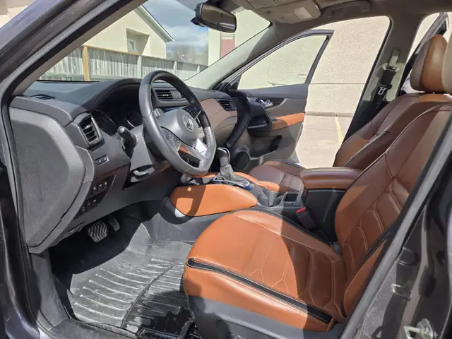2020 Nissan Rogue SL Platinum AWD - Photo 7
