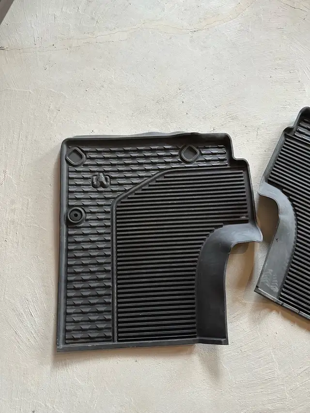 RAM TRUCK FLOOR MATS
