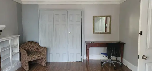 All-Female Students  House – 2 Mins to MacMaster! ($850  All-In) - Photo 3