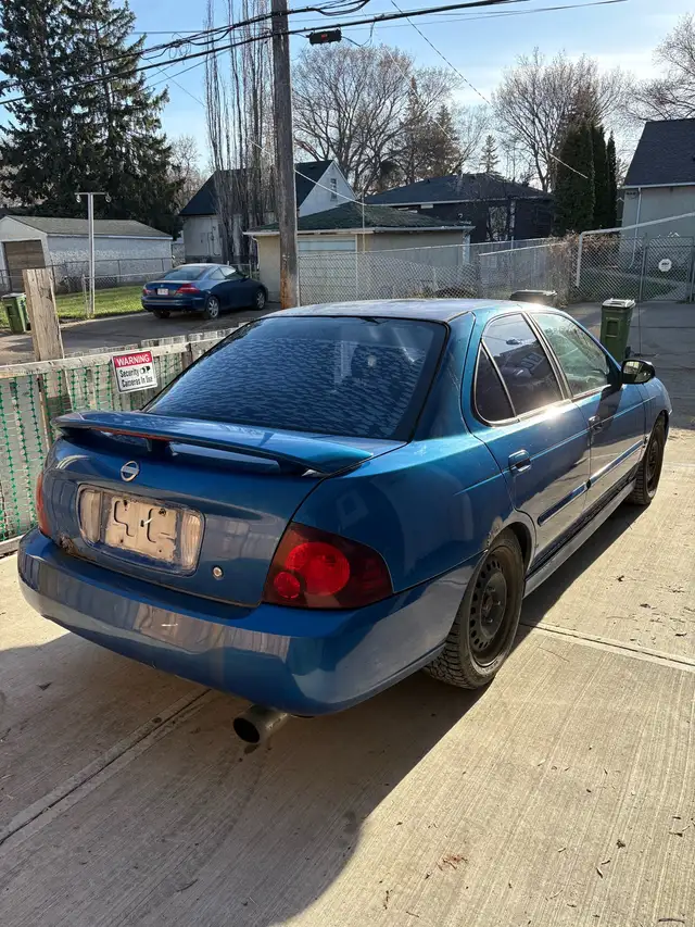 2004 Nissan Sentra SE-R Spec-V - Photo 3