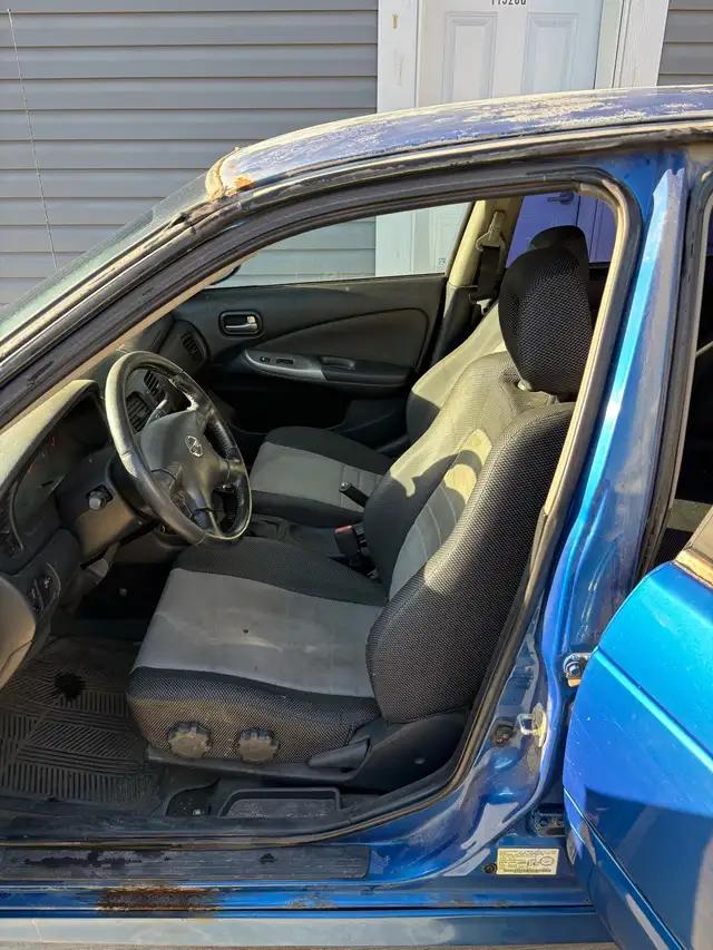 2004 Nissan Sentra SE-R Spec-V - Photo 6