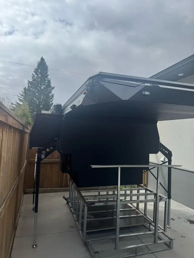 Pop Up Truck Camper 5.5’ Brand New - Photo 4
