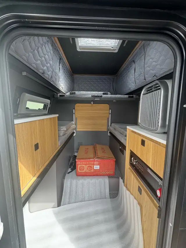 Pop Up Truck Camper 5.5’ Brand New - Photo 6