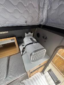 Pop Up Truck Camper 5.5’ Brand New - Photo 9