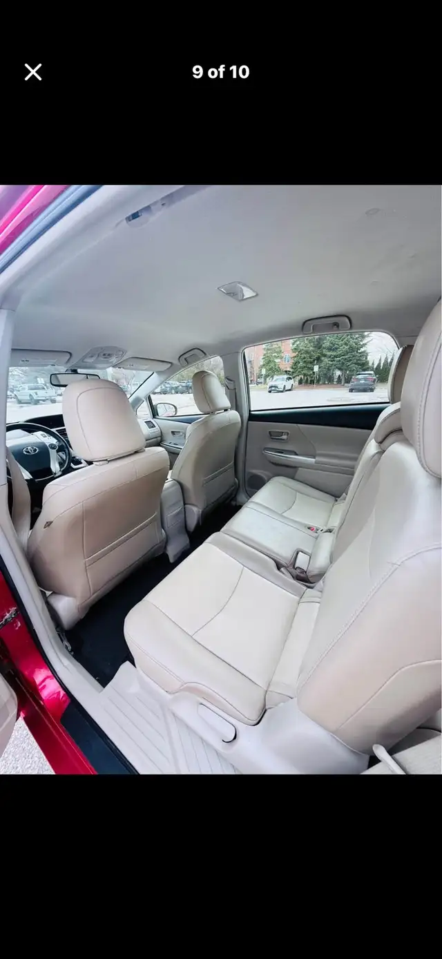 2013 Toyota prius v - Photo 3