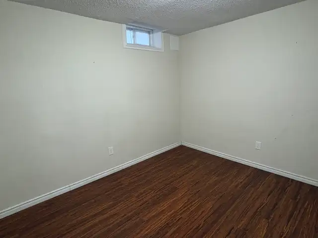 2 BEDROOM BASEMENT CHURCHILL MEADOWS - Photo 5