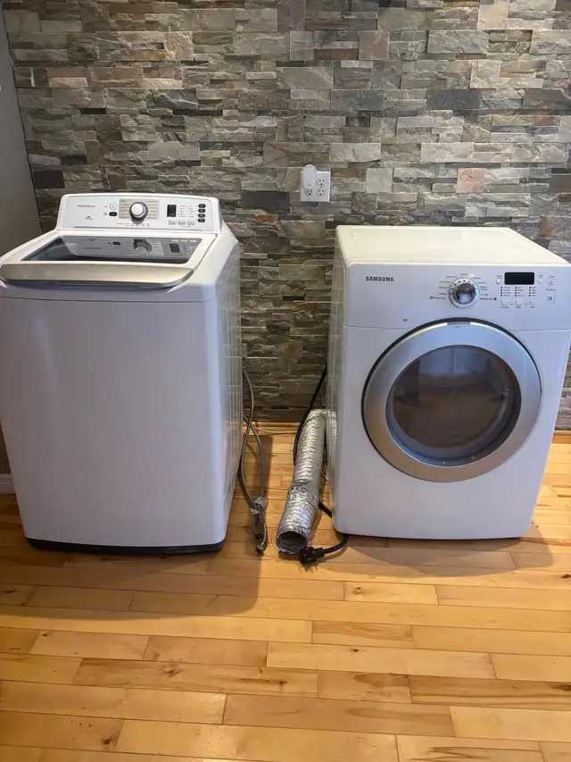 laveuse sécheuse comme neuve 250$ chaque