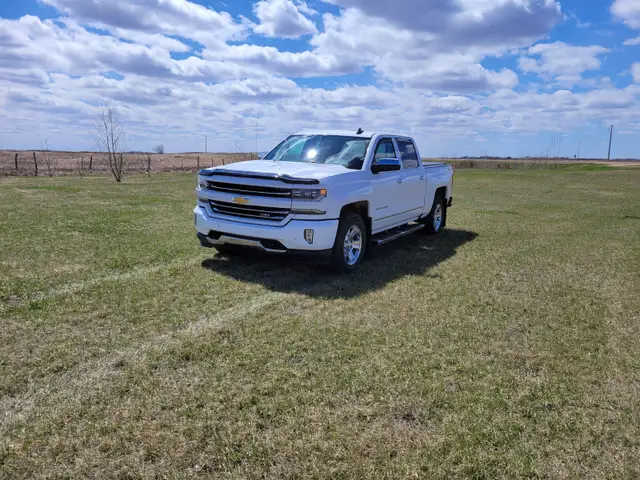 2018 Chevrolet Silverado 1500 ltz - Photo 2