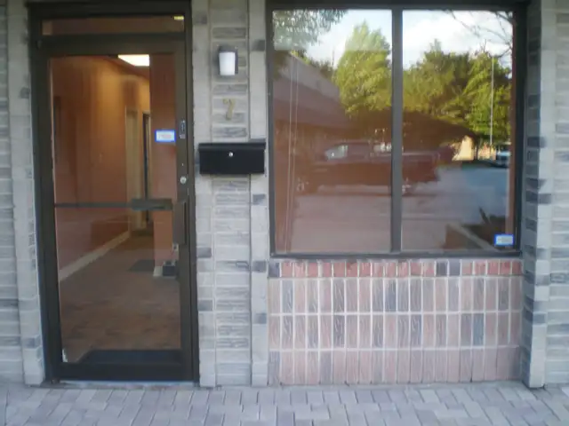 BIG Private Office ROOM Space for Rent HOT Location TMI Inc - Photo 5