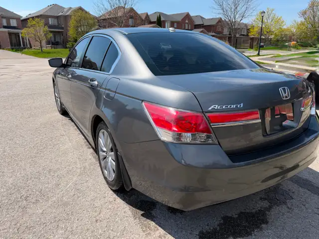 2012 Honda Accord EX-L - Photo 2
