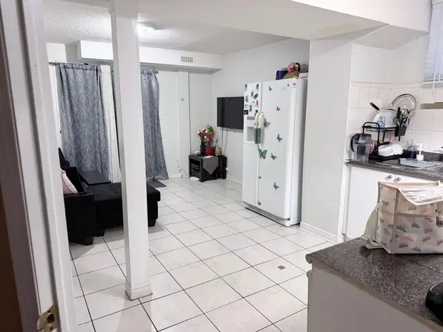 2 Bedroom Basement for Rent - Photo 2