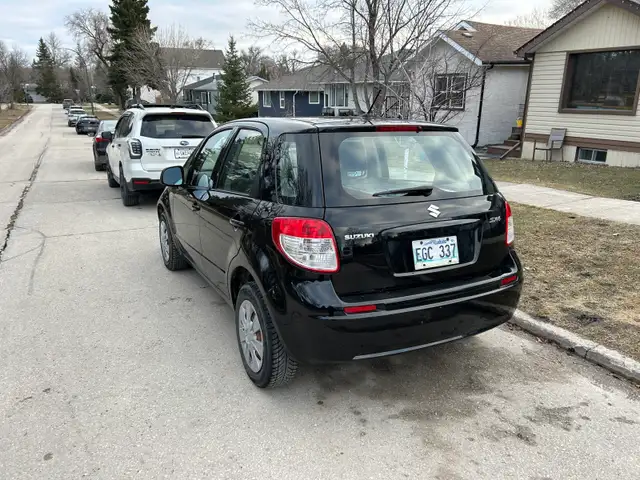 2011 Suzuki SX4 - Photo 4
