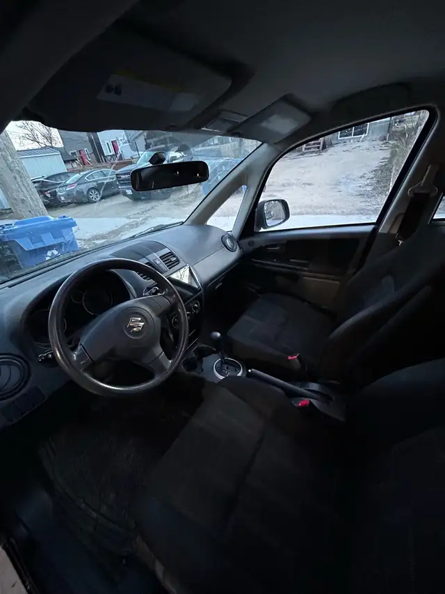 2011 Suzuki SX4 - Photo 6
