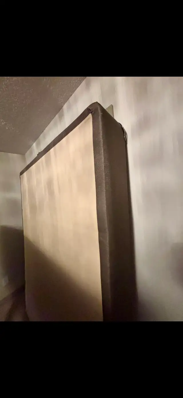 Queen Boxspring - like new