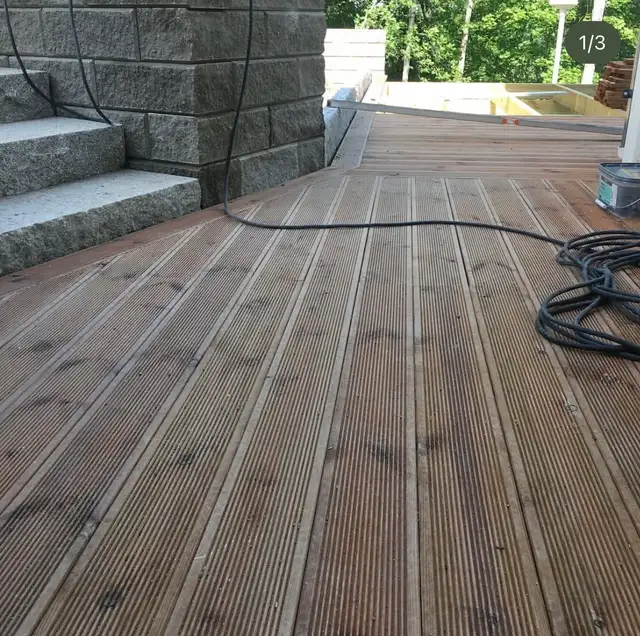 Decks, Fences & Patios | M&V Landscaping & Construction