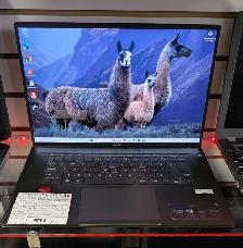 Laptop Acer Swift Edge SFA16-41 16po 4K OLED Ryzen 7 6800U