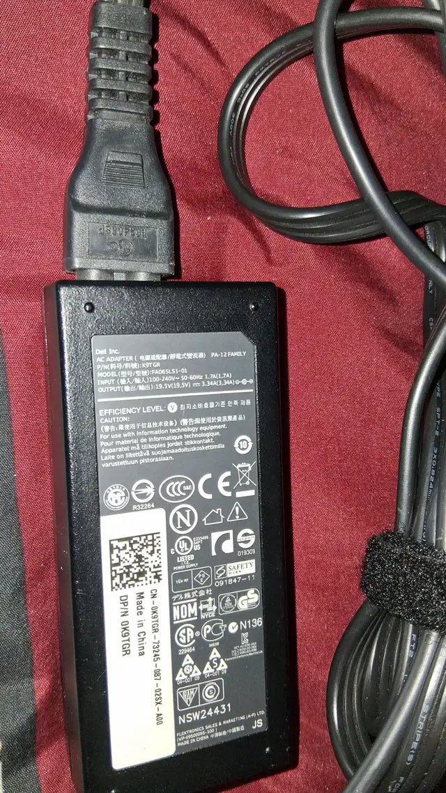 Laptop Dell Latitude E5470 - Photo 2