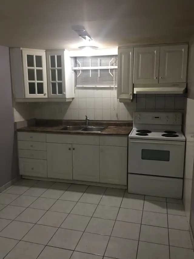 Basement Room for Rent - Photo 2