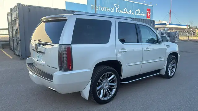 2014 Cadillac Escalade Premium - Photo 5